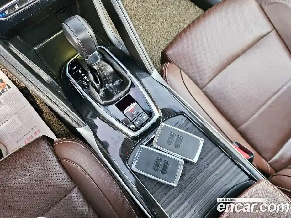 Renault QM6 2017 2.0 Автомат в Москве № 182815, фото 13