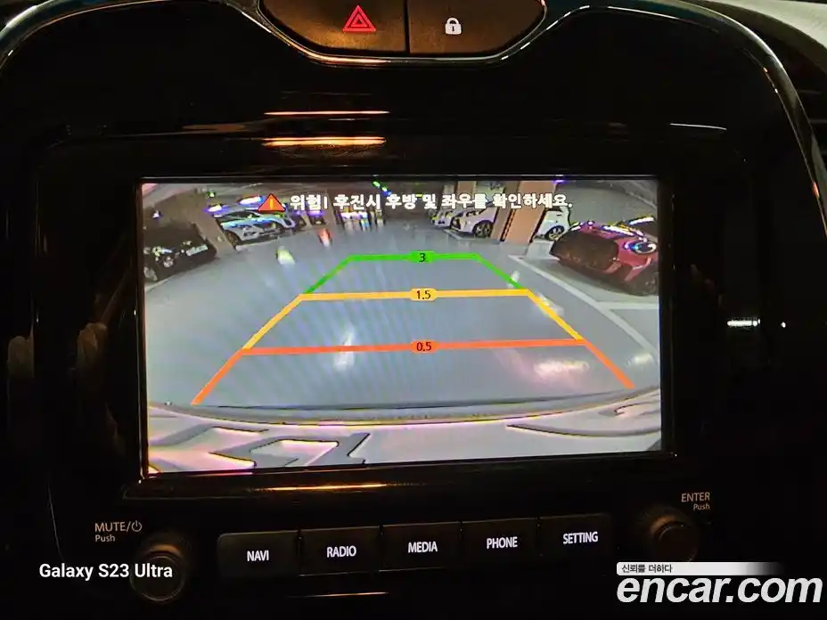 Renault QM3 2014 1.5 Автомат в Москве № 183310, фото 11