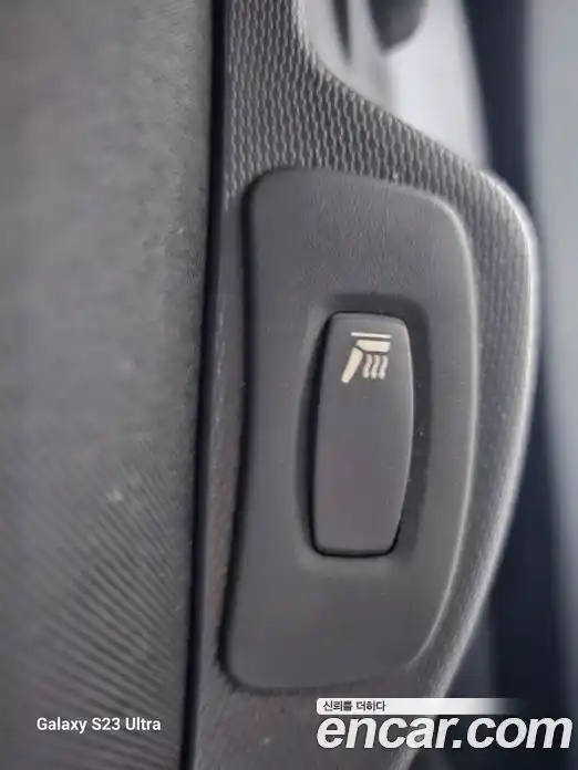 Renault QM3 2014 1.5 Автомат в Москве № 183310, фото 16