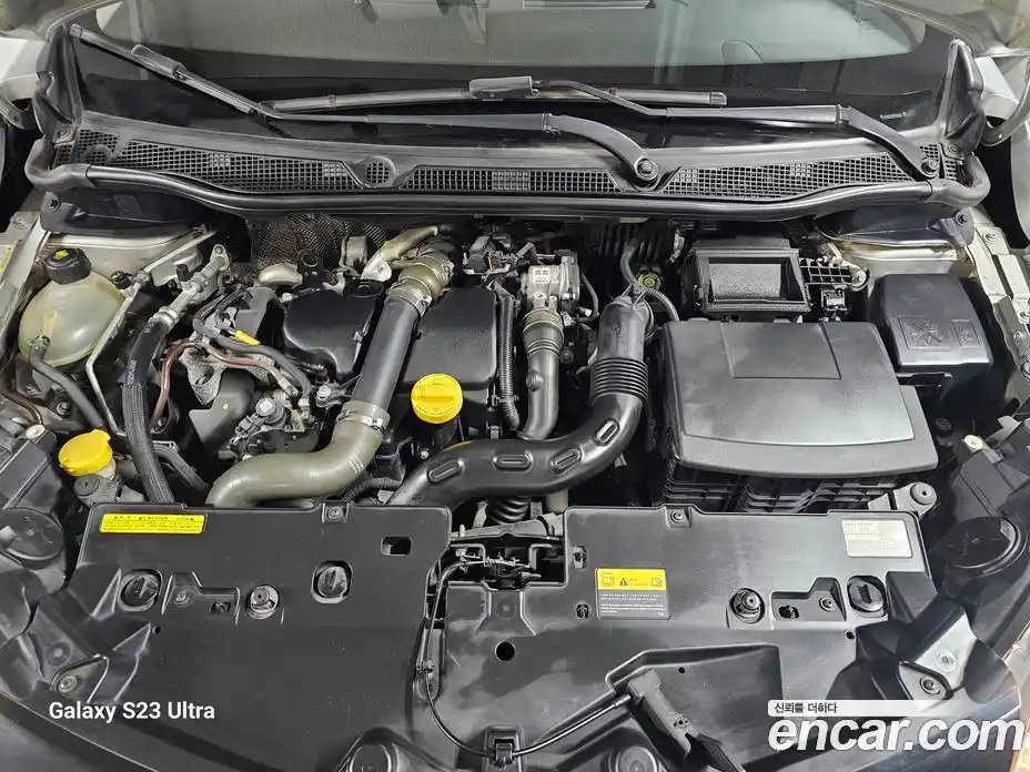 Renault QM3 2014 1.5 Автомат в Москве № 183310, фото 20