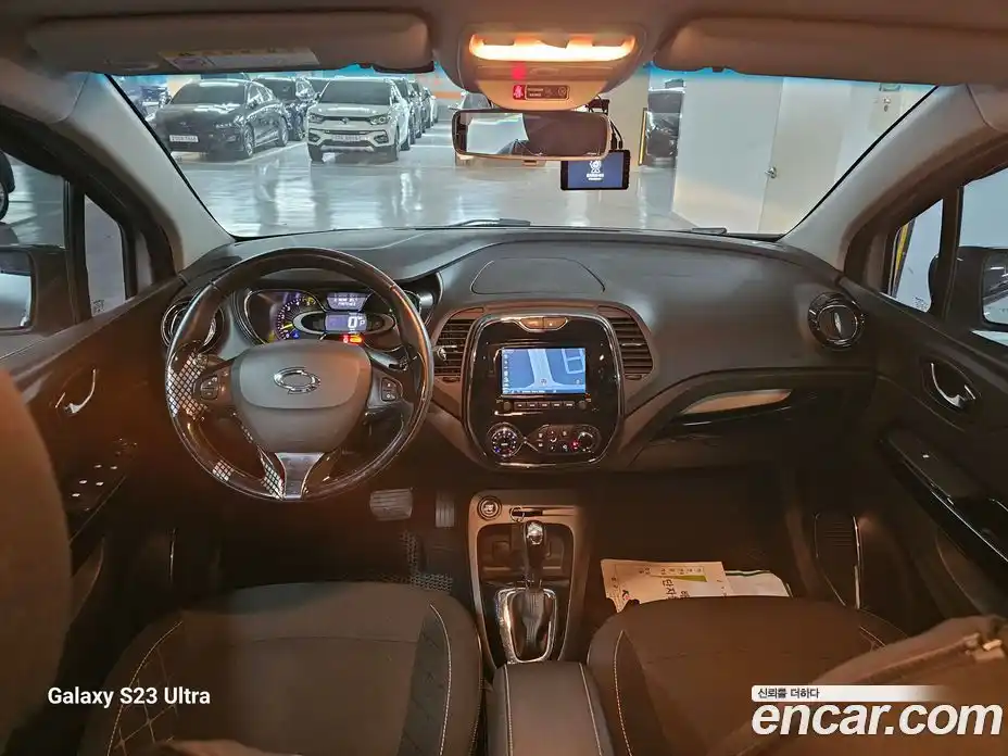 Renault QM3 2014 1.5 Автомат в Москве № 183310, фото 6