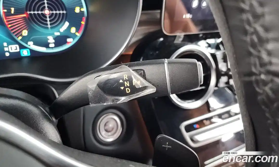 Mercedes-Benz GLC-Class 2021 1.9 Автомат в Москве № 194389, фото 9