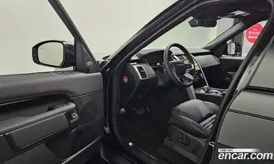 Land Rover Discovery 2025 3.0 Автомат в Москве № 198061, миниатюра 11