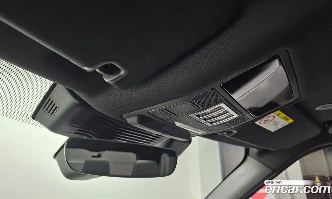 Land Rover Discovery 2025 3.0 Автомат в Москве № 198061, фото 16