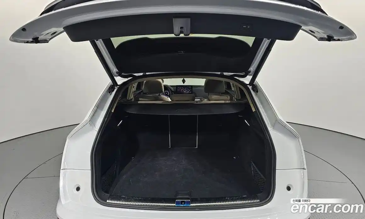 Audi Q5 2023 2.0 Автомат в Москве № 212315, фото 20