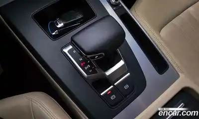 Audi Q5 2023 2.0 Автомат в Москве № 212315, миниатюра 9