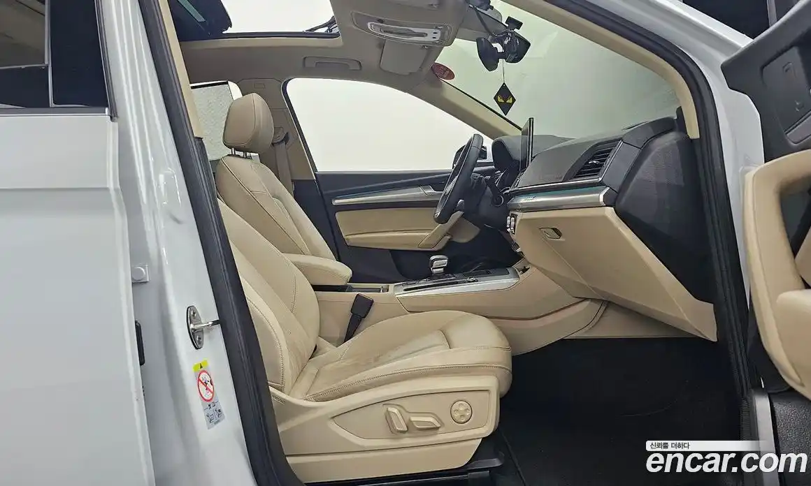 Audi Q5 2023 2.0 Автомат в Москве № 212315, фото 10