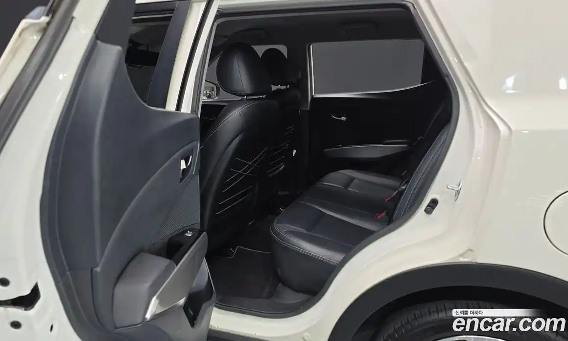 SsangYong TIBOLI 2016 1.6 Автомат в Москве № 32854, фото 16