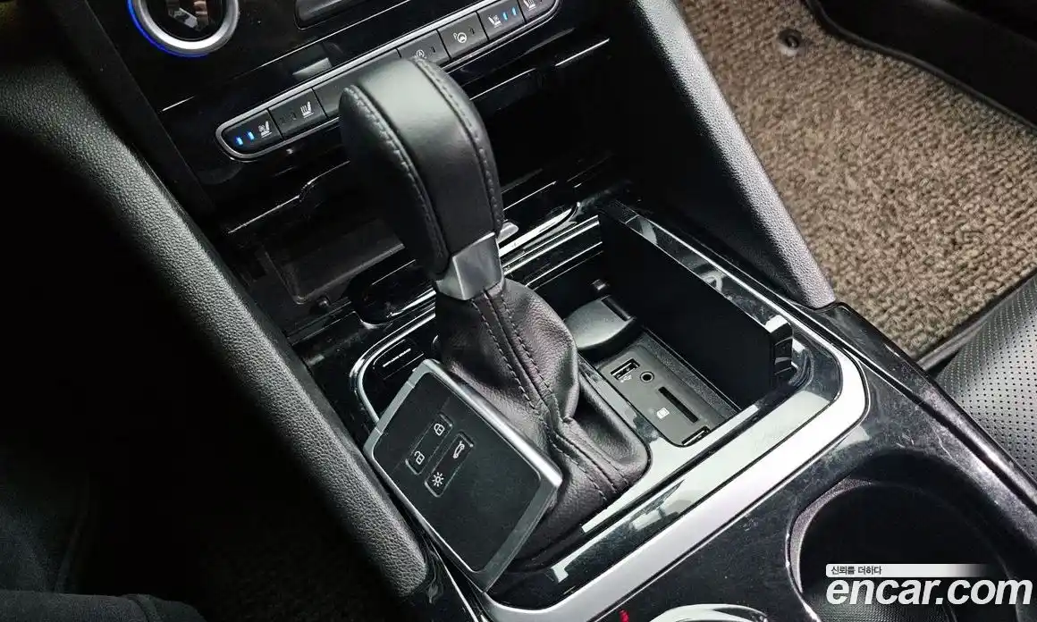 Renault SM6 2016 1.6 Автомат в Москве № 357537, фото 9