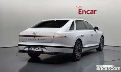 Hyundai Grandeur 2023 1.6 Автомат в Москве № 714289, миниатюра 2
