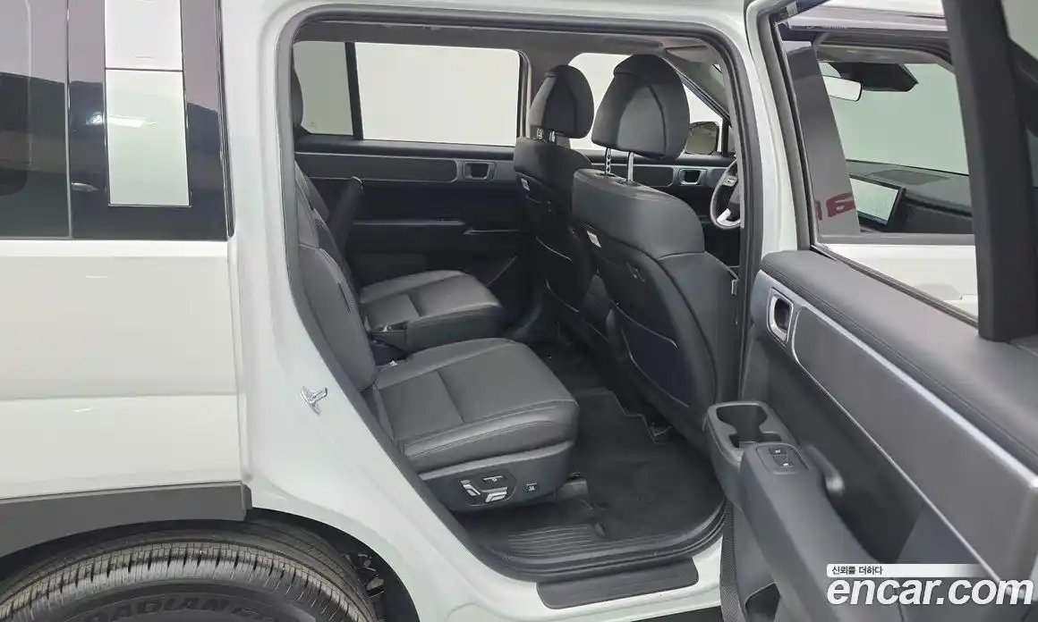 Hyundai Santa Fe 2025 2.5 Автомат в Москве № 714316, фото 12