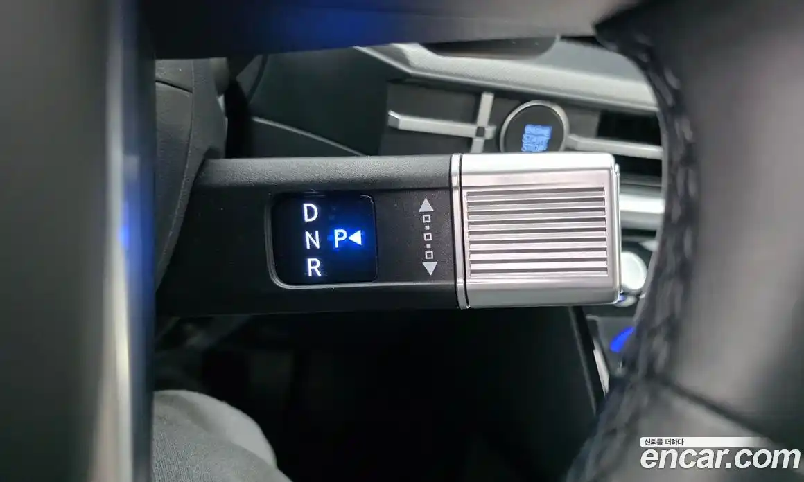 Hyundai Santa Fe 2025 2.5 Автомат в Москве № 714316, фото 9