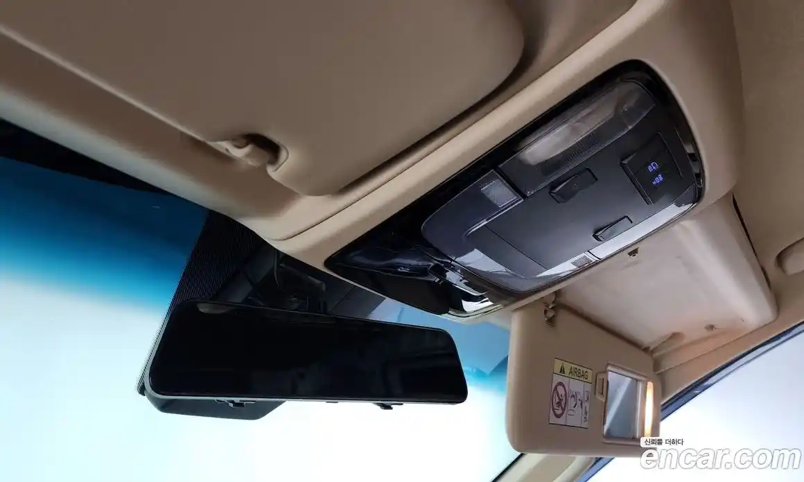 Hyundai Staria 2022 3.5 Автомат в Москве № 714575, фото 17