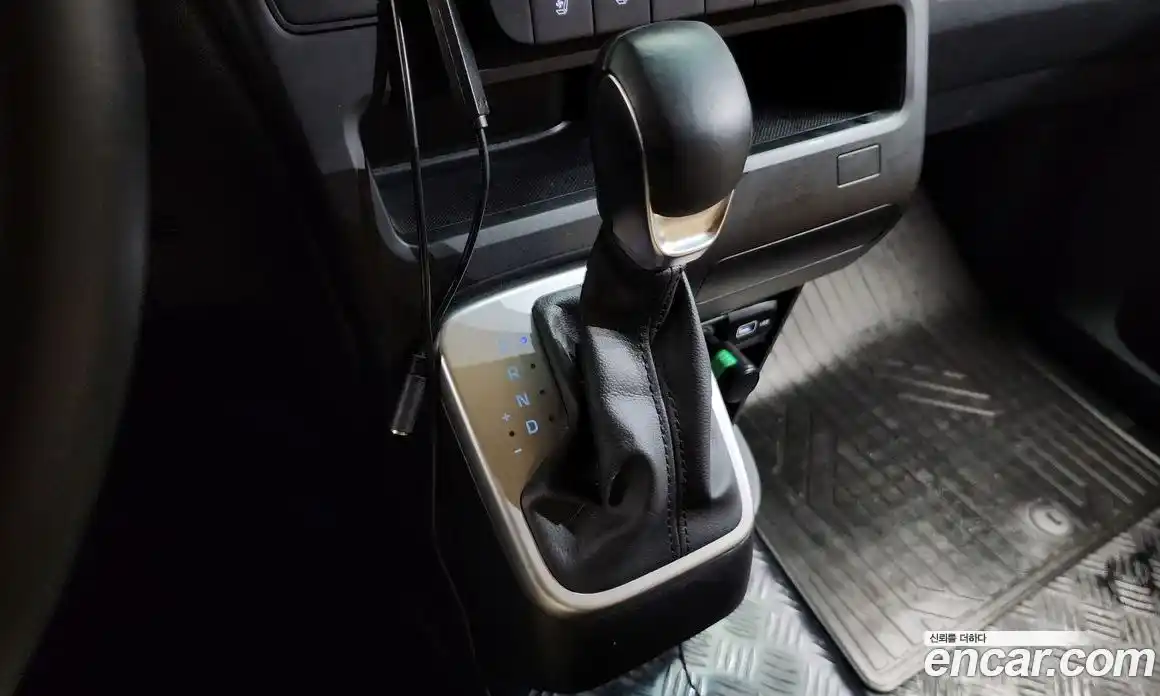 Hyundai Staria 2022 3.5 Автомат в Москве № 714575, фото 8