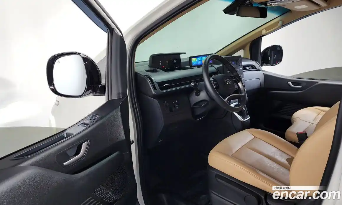 Hyundai Staria 2022 3.5 Автомат в Москве № 714575, фото 9