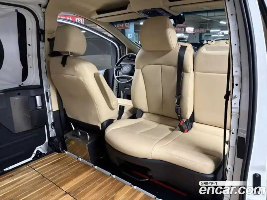 Hyundai Staria 2022 3.5 Автомат в Москве № 714575, фото 10