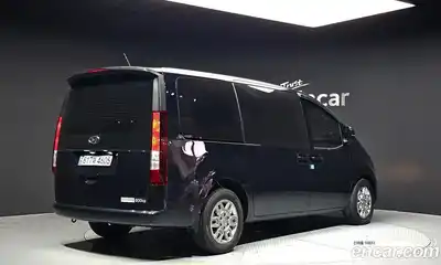 Hyundai Staria 2024 2.2 Автомат в Москве № 714925, миниатюра 2