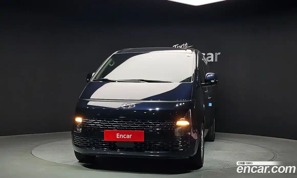 Hyundai Staria 2024 2.2 Автомат в Москве № 714925, фото 3