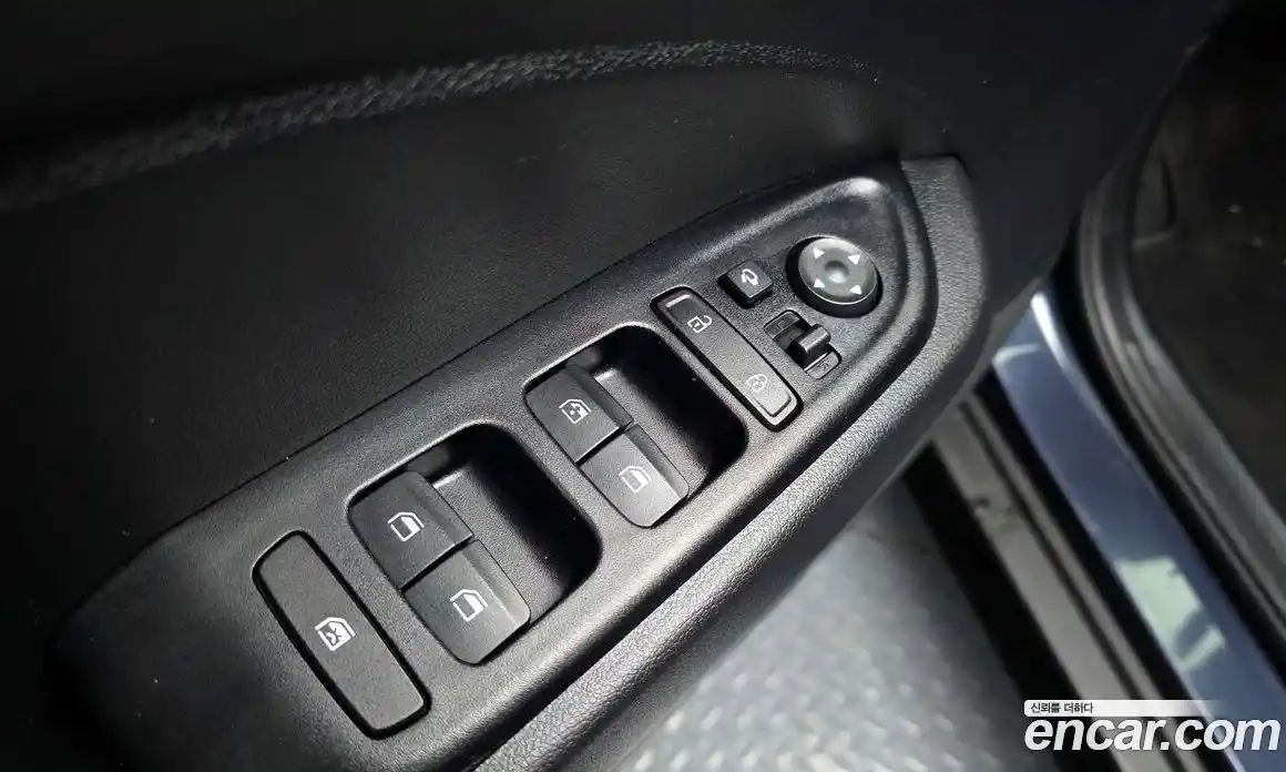 Hyundai Venue 2021 1.6 Автомат в Москве № 715038, фото 14