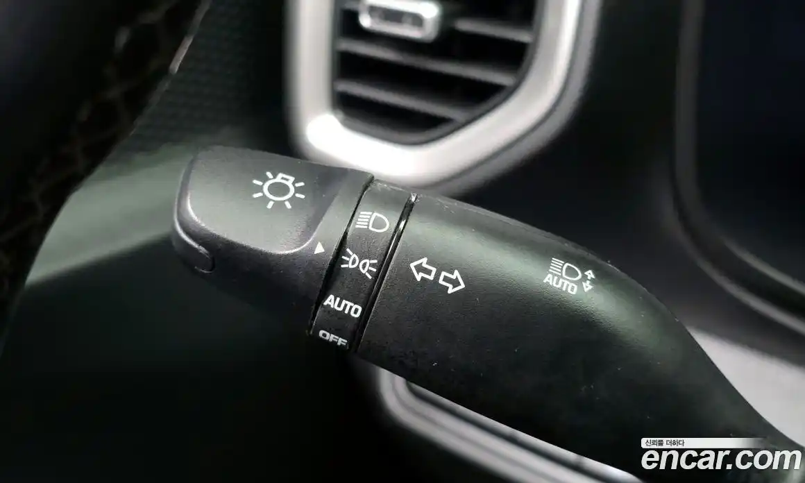 Hyundai Venue 2021 1.6 Автомат в Москве № 715038, фото 19