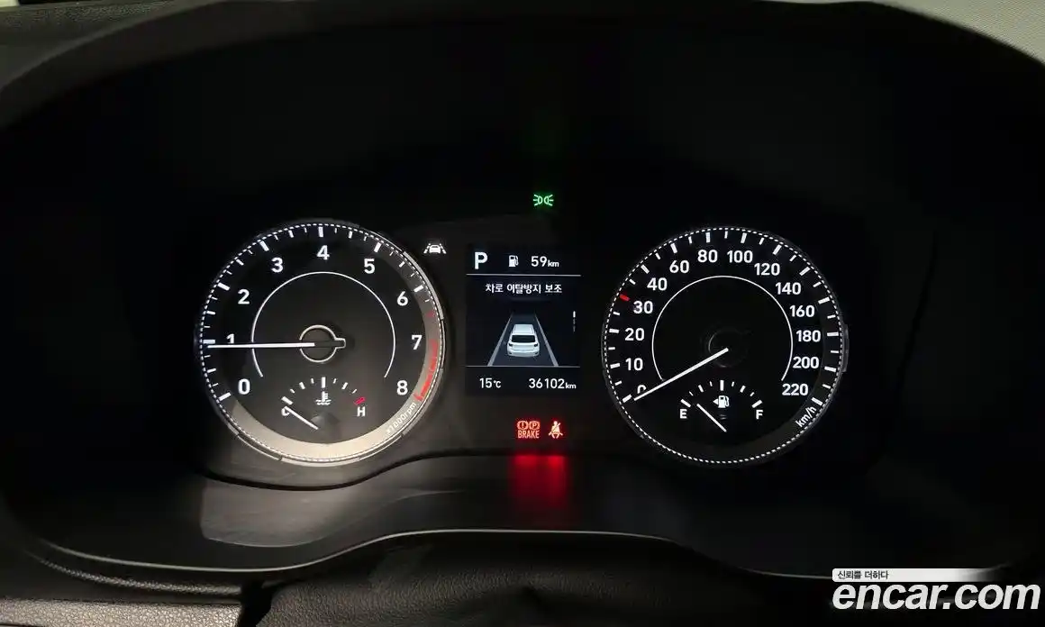 Hyundai Venue 2021 1.6 Автомат в Москве № 715038, фото 8