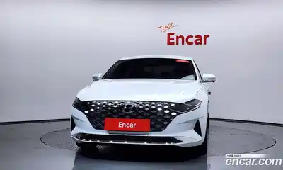 Hyundai Grandeur 2022 2.5 Автомат в Москве № 715168, миниатюра 2