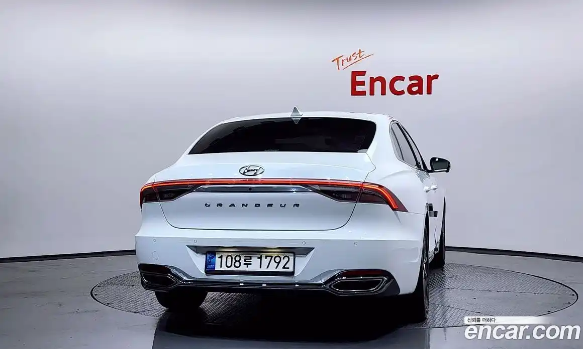 Hyundai Grandeur 2022 2.5 Автомат в Москве № 715168, фото 3