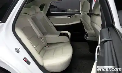 Hyundai Grandeur 2023 2.5 Автомат в Москве № 715243, миниатюра 12