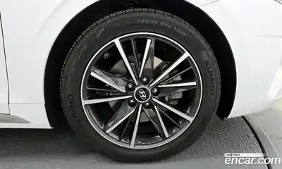 Hyundai Grandeur 2023 2.5 Автомат в Москве № 715243, миниатюра 5