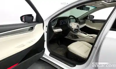 Hyundai Grandeur 2023 2.5 Автомат в Москве № 715243, миниатюра 10