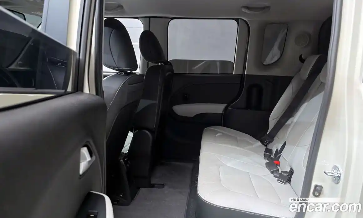 Kia Ray 2024 1.0 Автомат в Москве № 715629, фото 12