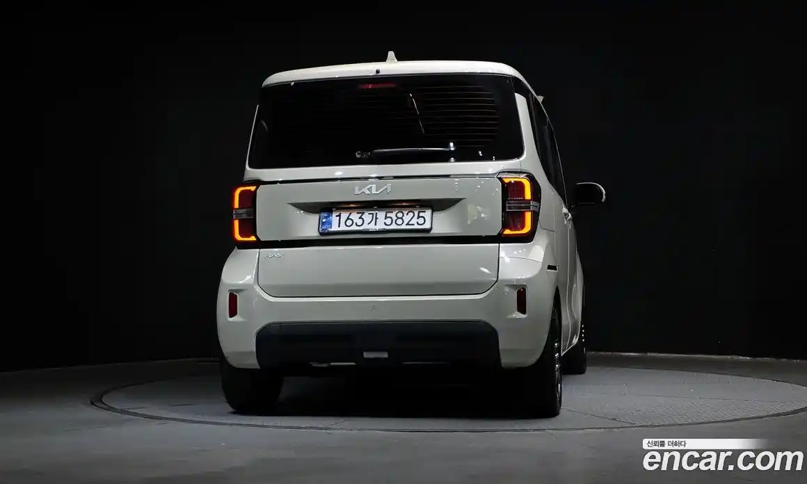 Kia Ray 2024 1.0 Автомат в Москве № 715629, фото 4