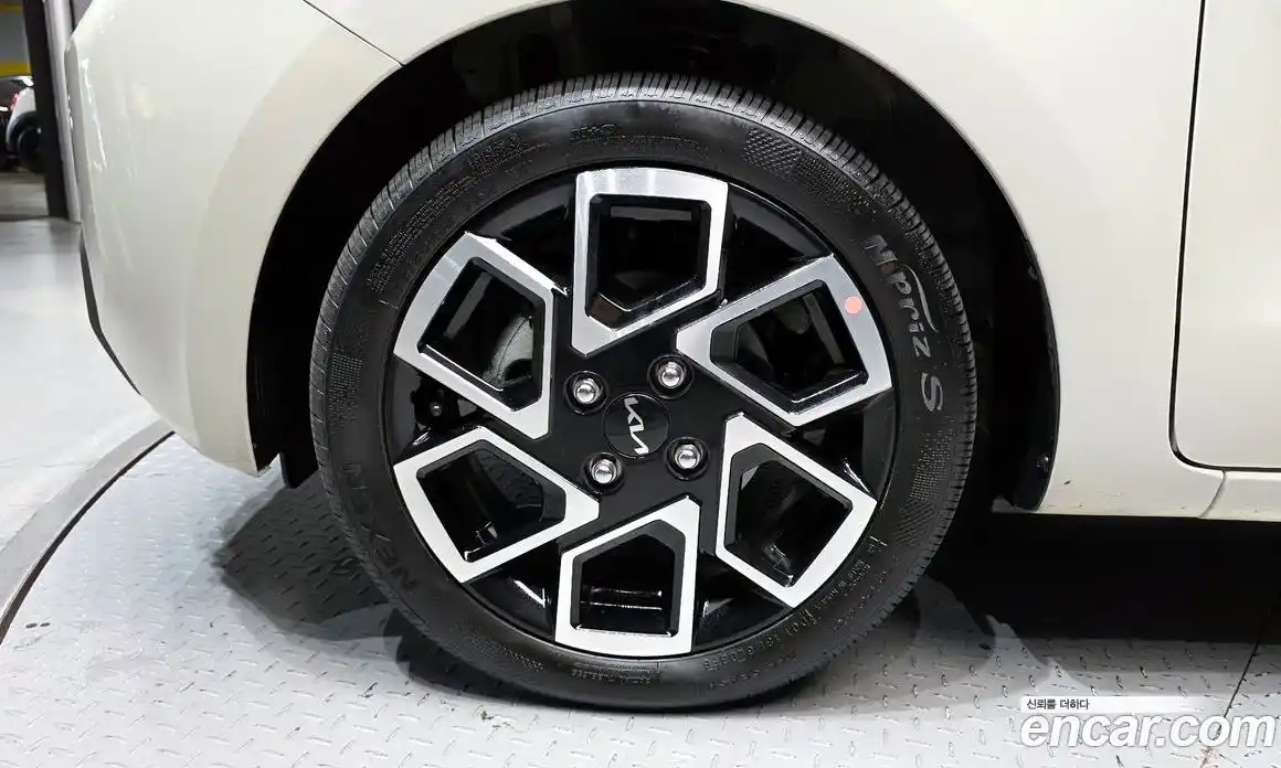 Kia Ray 2024 1.0 Автомат в Москве № 715629, фото 5