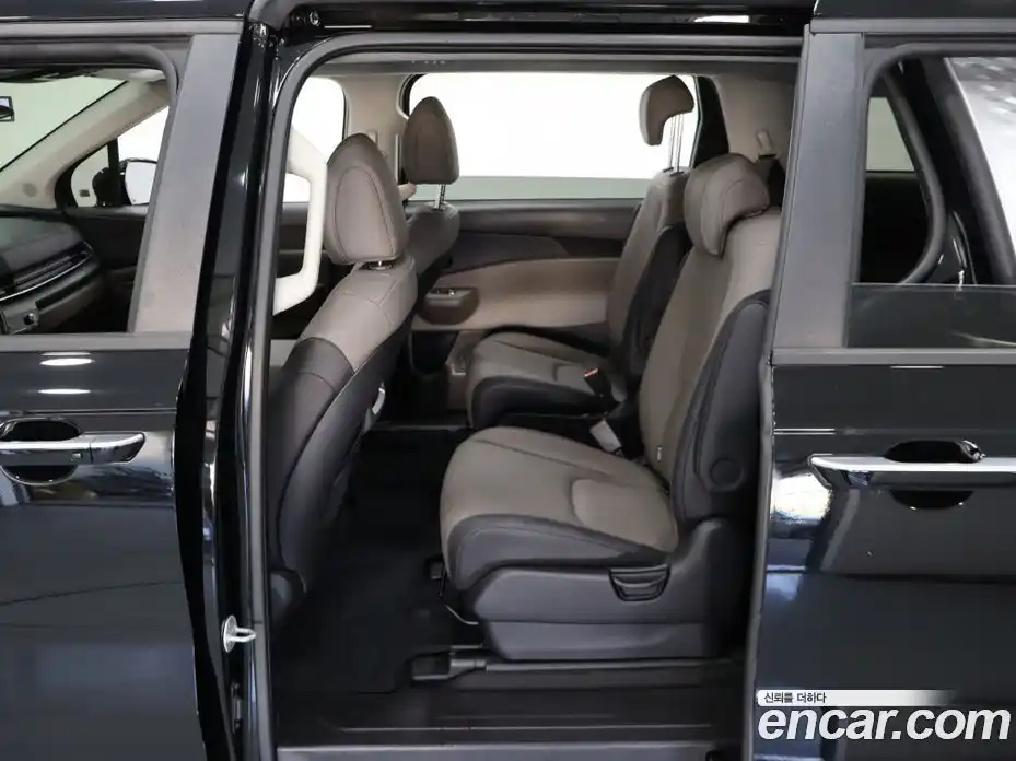 Kia Canival 2025 2.2 Автомат в Москве № 715828, фото 10