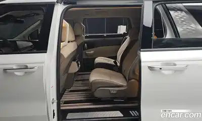 Kia Canival 2025 1.6 Автомат в Москве № 715833, миниатюра 12