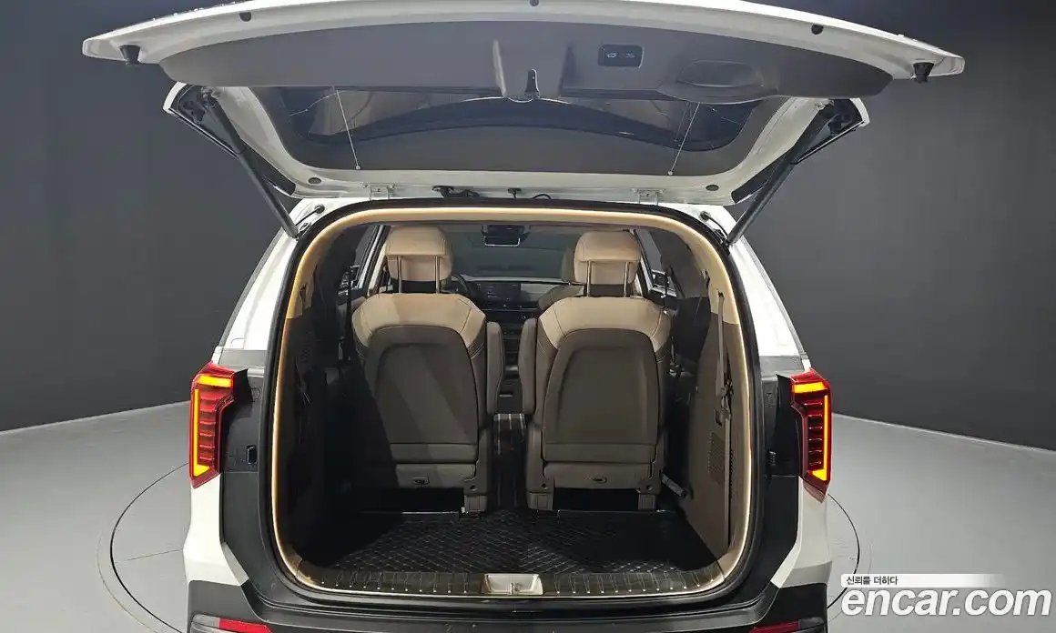 Kia Canival 2025 1.6 Автомат в Москве № 715833, фото 20