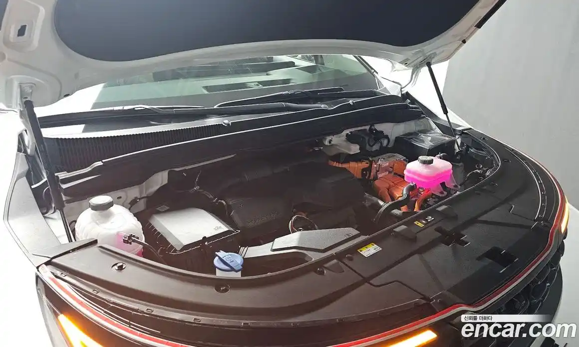 Kia Canival 2025 1.6 Автомат в Москве № 715833, фото 6