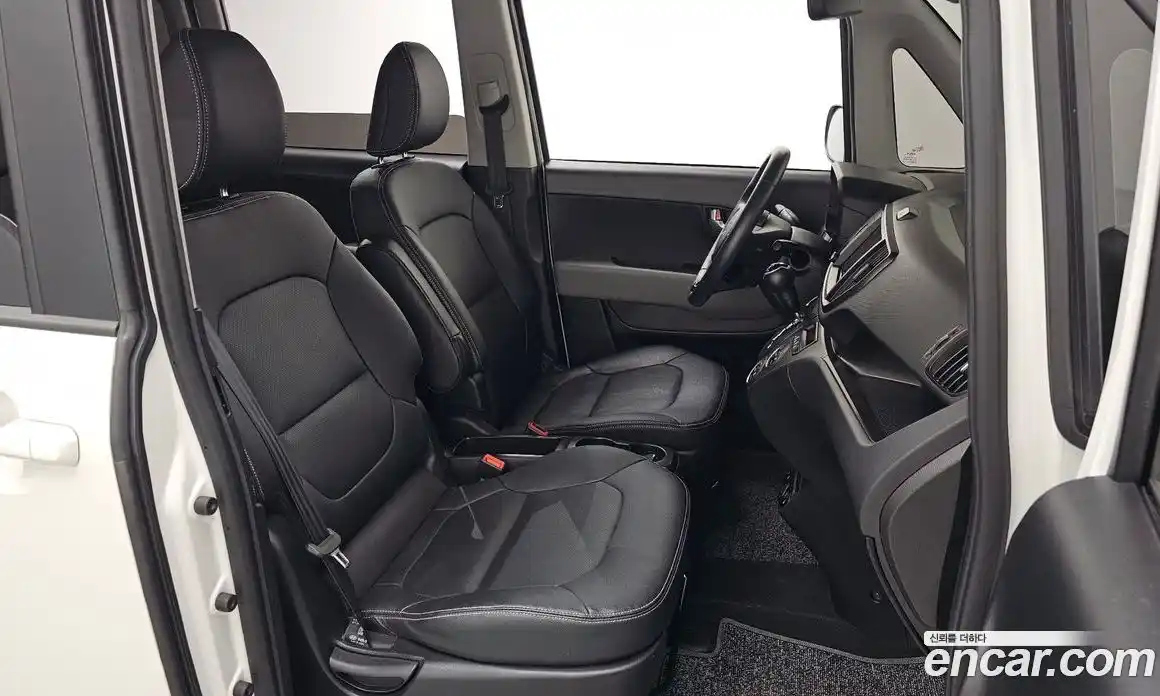 Kia Ray 2023 1.0 Автомат в Москве № 716042, фото 11