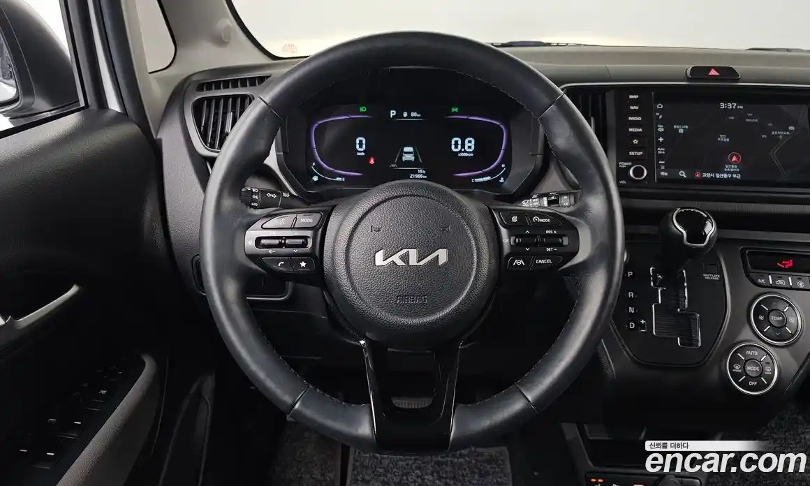 Kia Ray 2023 1.0 Автомат в Москве № 716042, фото 13