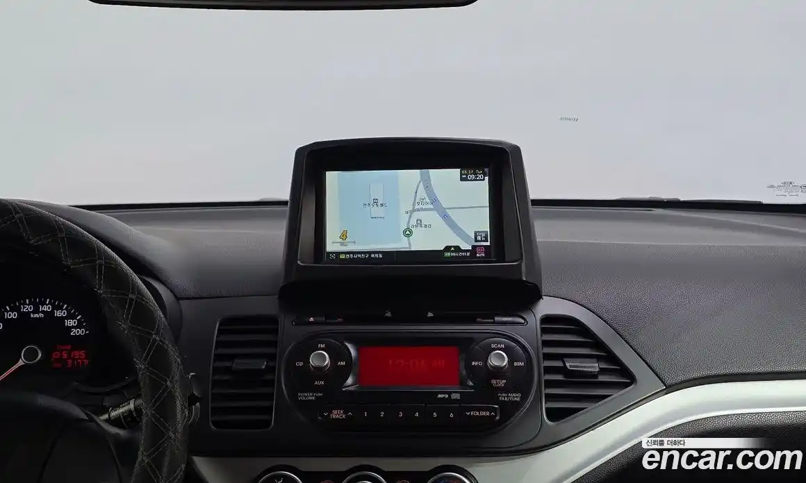 Kia Morning 2013 1.0 Автомат в Москве № 716202, фото 15