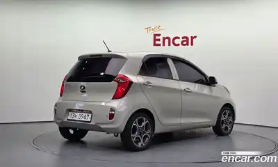 Kia Morning 2013 1.0 Автомат в Москве № 716202, миниатюра 2