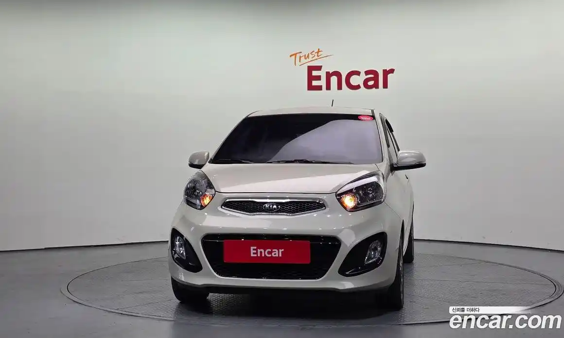 Kia Morning 2013 1.0 Автомат в Москве № 716202, фото 3