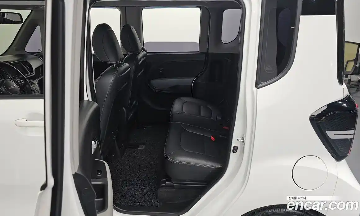 Kia Ray 2024 1.0 Автомат в Москве № 716277, фото 11