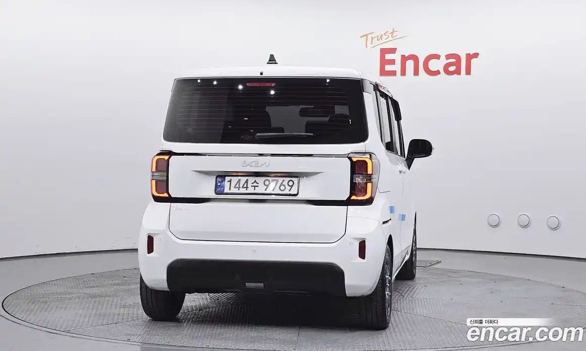 Kia Ray 2024 1.0 Автомат в Москве № 716277, фото 4