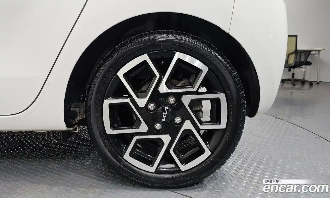 Kia Ray 2024 1.0 Автомат в Москве № 716277, фото 5