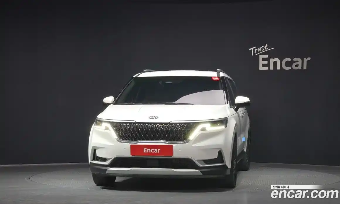 Kia Canival 2021 2.2 Автомат в Москве № 716389, фото 3