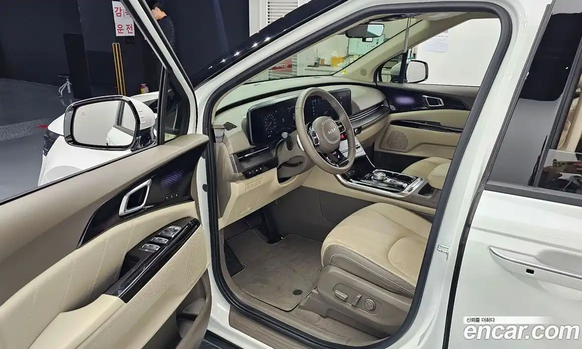 Kia Canival 2022 2.2 Автомат в Москве № 716612, фото 10