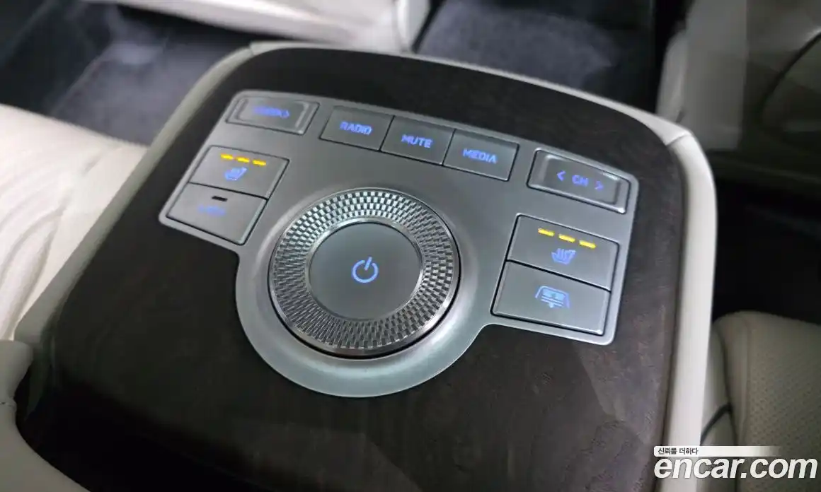 Genesis G80 2022 2.5 Автомат в Москве № 716782, фото 18