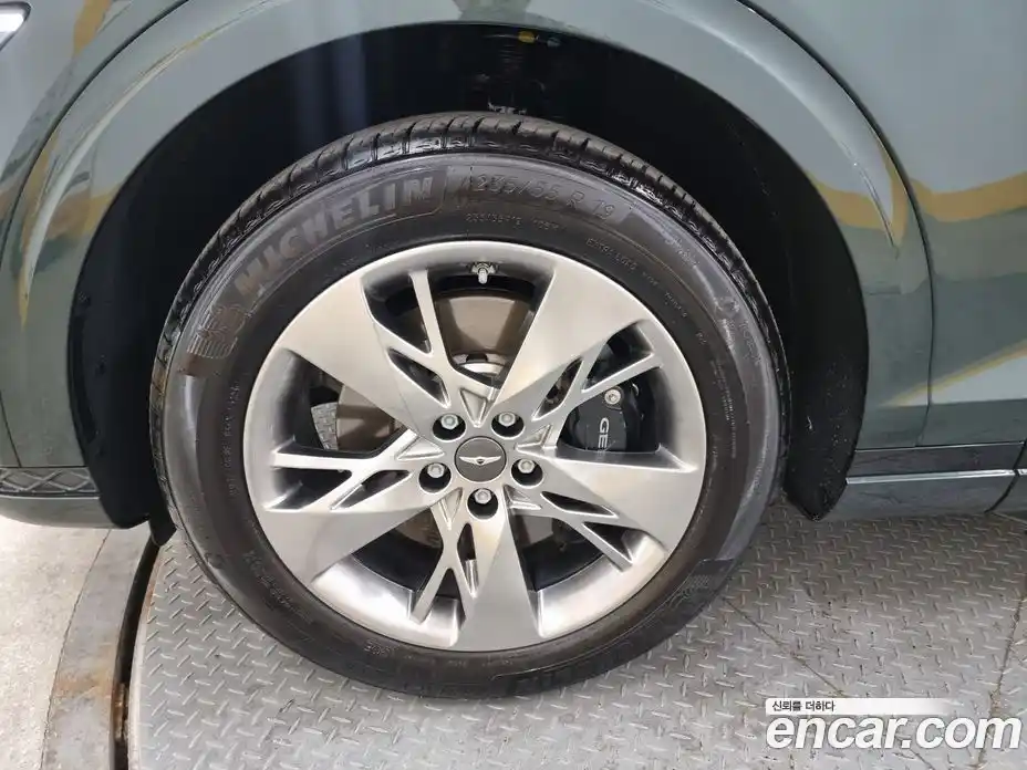 Genesis GV70 2021 2.5 Автомат в Москве № 716978, фото 5