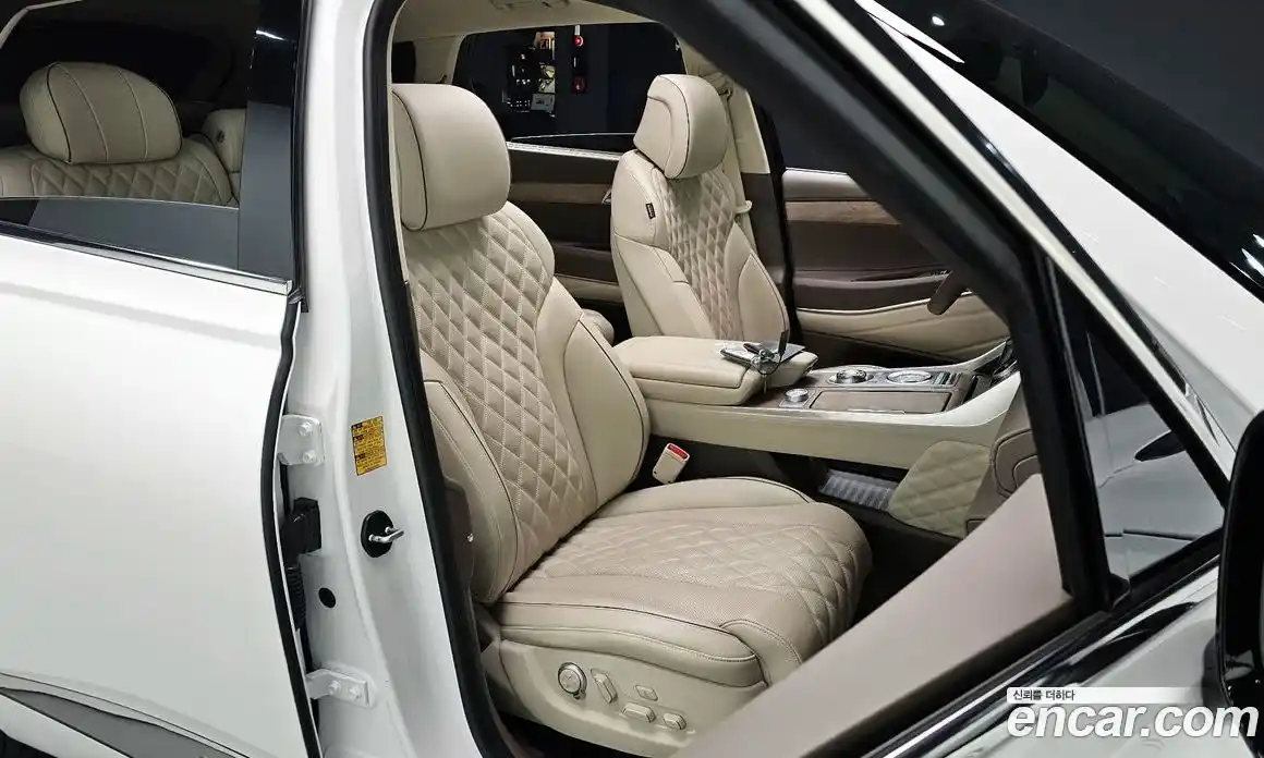 Genesis GV80 2022 3.0 Автомат в Москве № 717138, фото 9